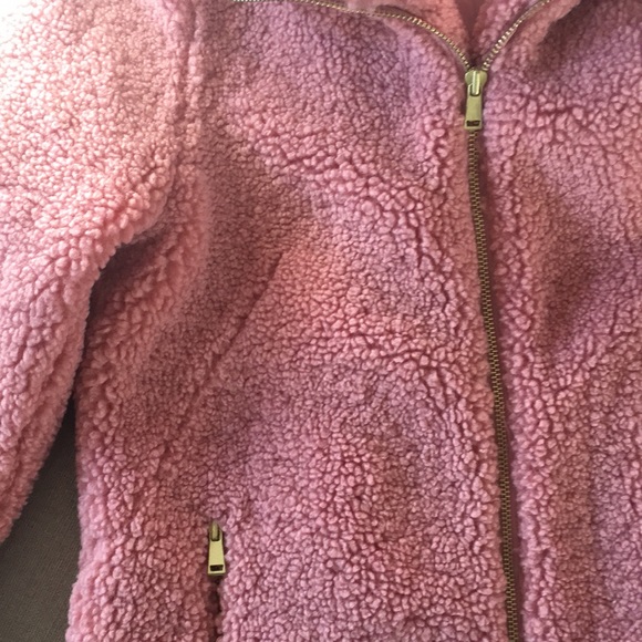 Ann Taylor LOFT Faux Fur coat.  🧥 - Picture 5 of 9